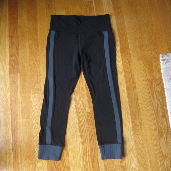 Athleta Elation Rib Trim 7/8 Tight Legging Black and Anthracite Gray Size M - Picture 8 of 9